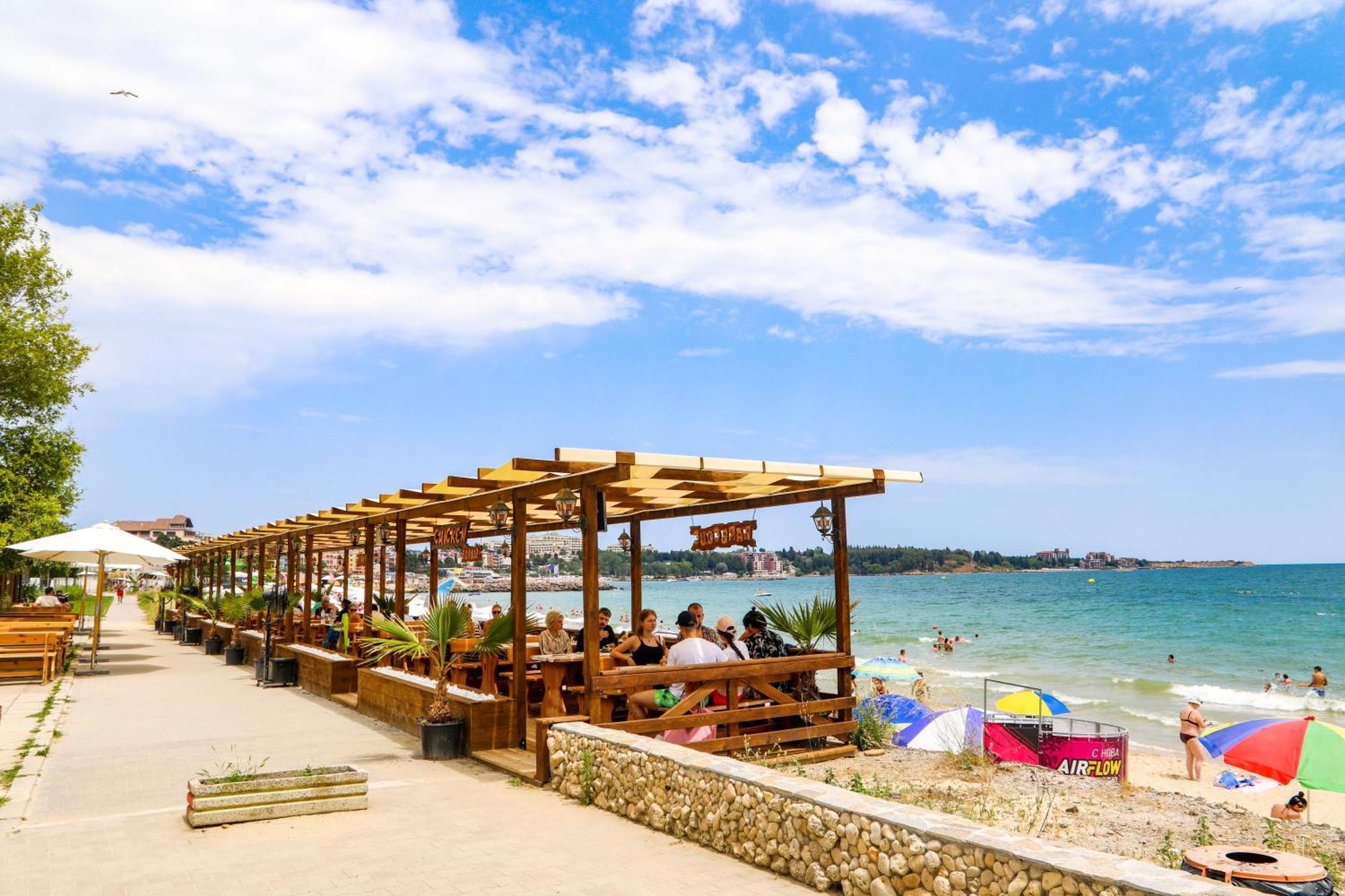 Luxury First Line Apartment With Pool By The Sea Nesebar Exteriör bild