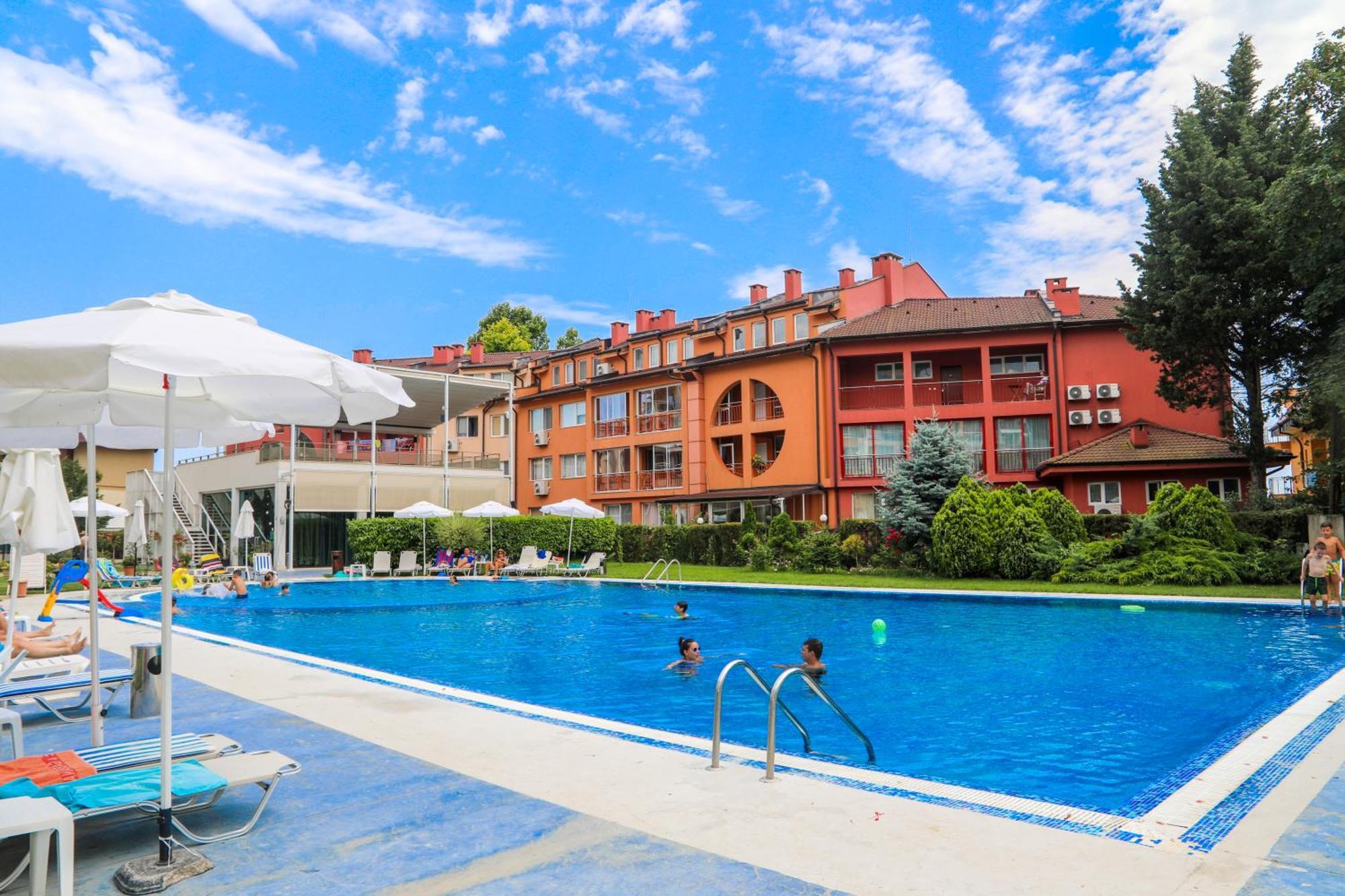 Luxury First Line Apartment With Pool By The Sea Nesebar Exteriör bild