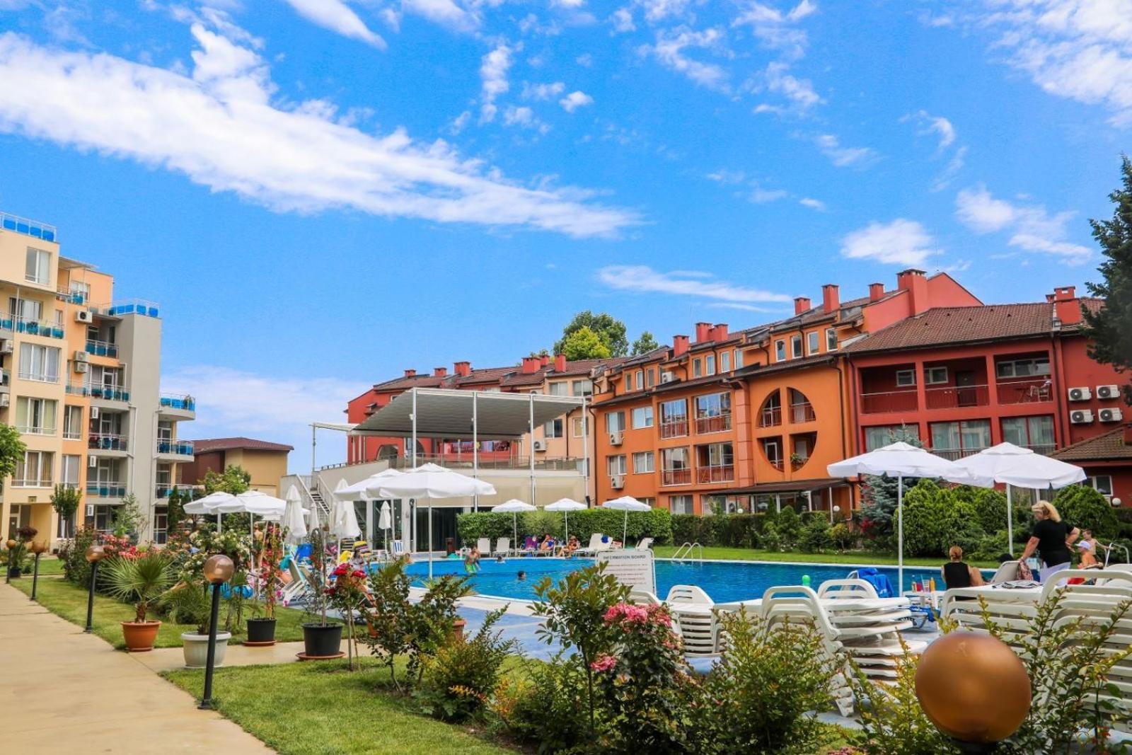 Luxury First Line Apartment With Pool By The Sea Nesebar Exteriör bild