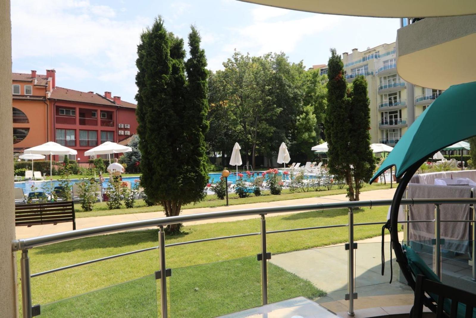 Luxury First Line Apartment With Pool By The Sea Nesebar Exteriör bild