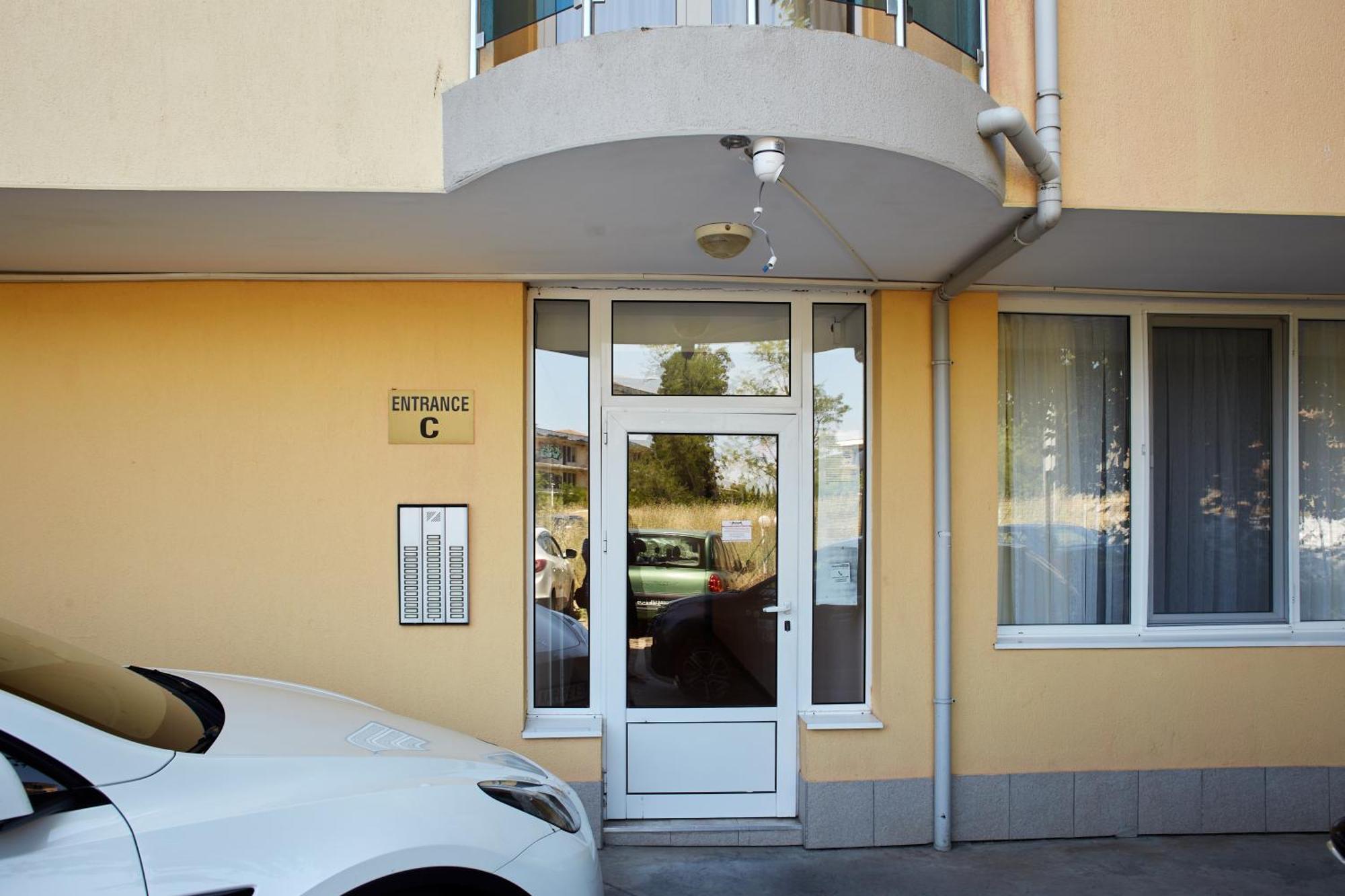 Luxury First Line Apartment With Pool By The Sea Nesebar Exteriör bild