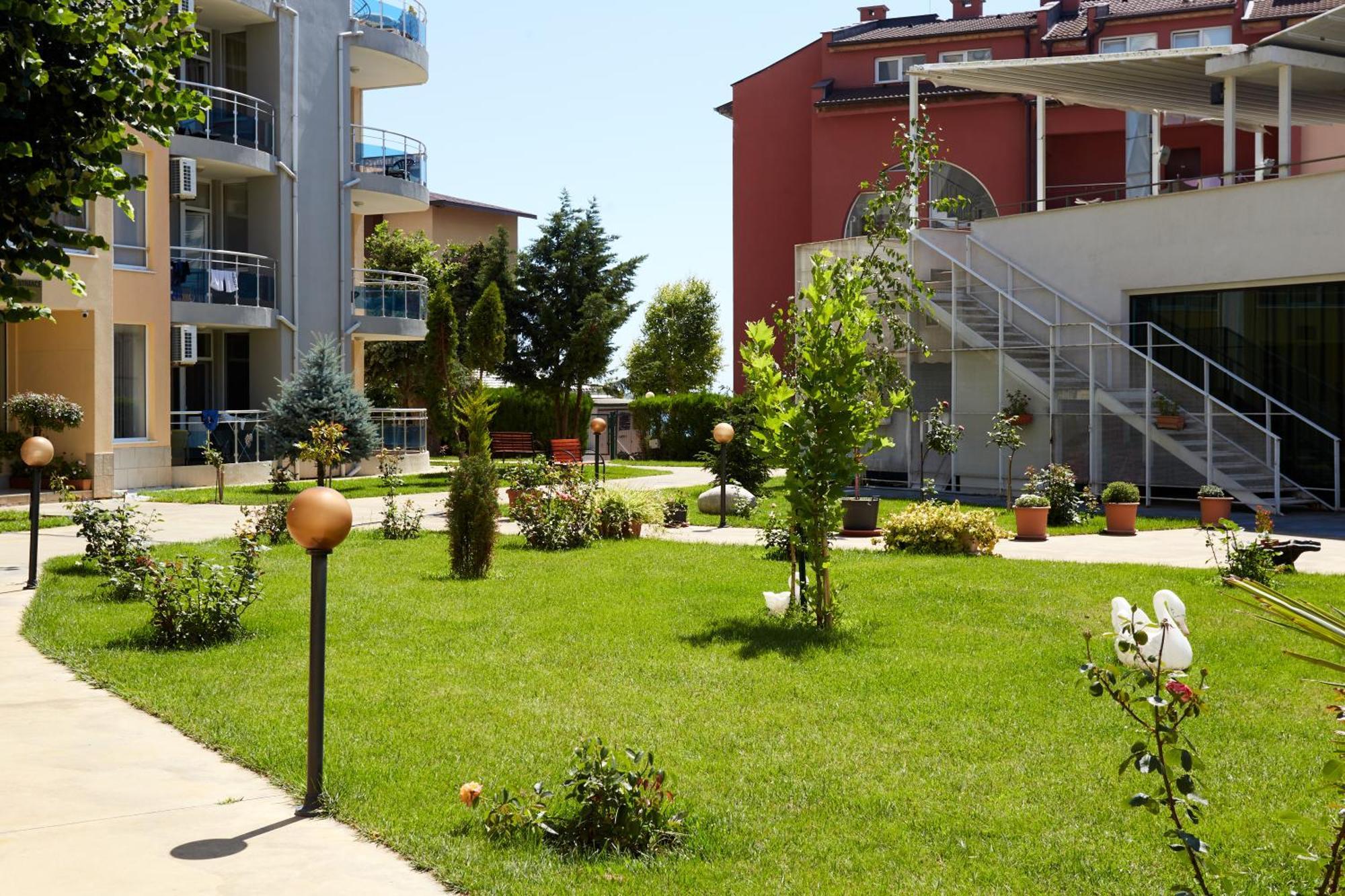 Luxury First Line Apartment With Pool By The Sea Nesebar Exteriör bild