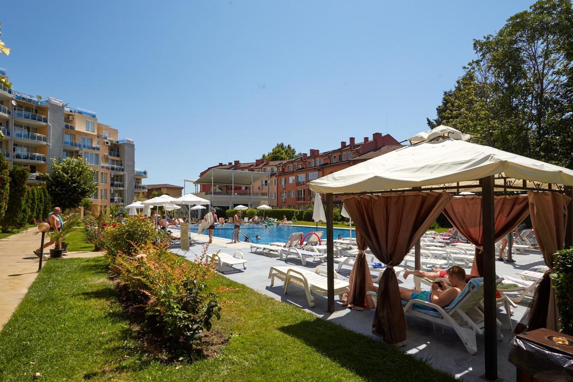 Luxury First Line Apartment With Pool By The Sea Nesebar Exteriör bild