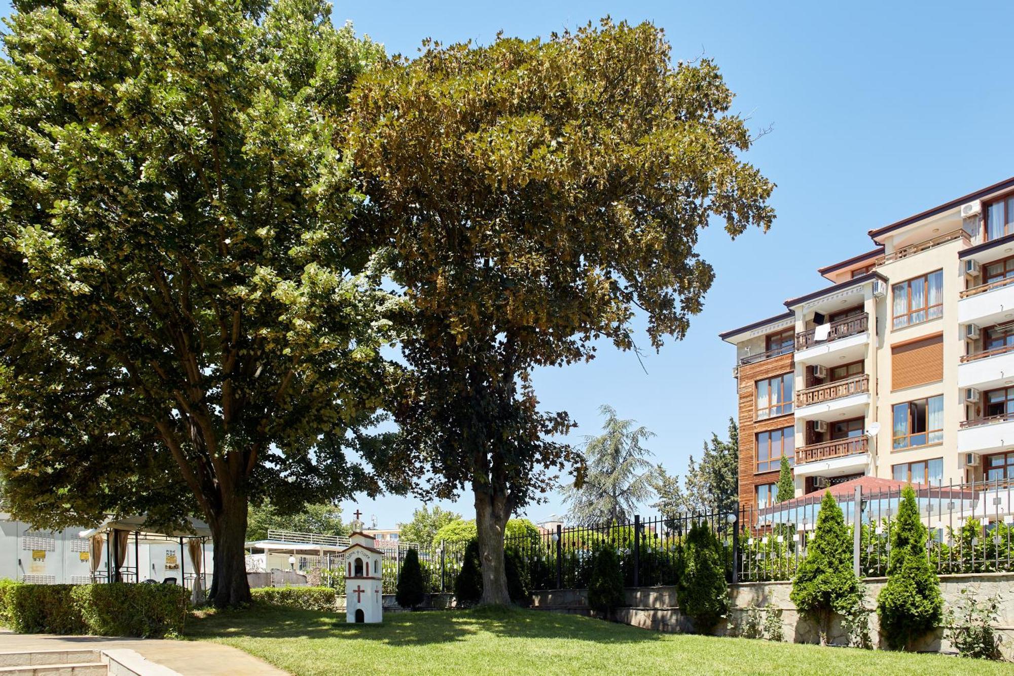 Luxury First Line Apartment With Pool By The Sea Nesebar Exteriör bild